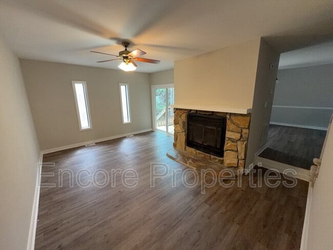 7305 Leesville Rd in Raleigh, NC - Building Photo - Building Photo