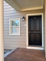528 Chapel St, Unit Apartment C in New Haven, CT - Building Photo