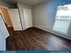 2114 N Texas Ave in Lubbock, TX - Building Photo - Building Photo