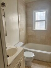 151 S Crescent Dr, Unit 1 in Beverly Hills, CA - Building Photo - Building Photo