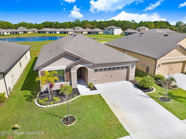 property at 201 Bubbling Ln