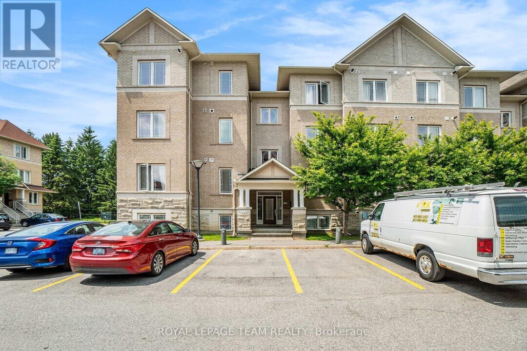 355-355 Paseo Private in Ottawa, ON - Building Photo