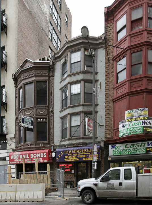 47 N 13th St in Philadelphia, PA - Building Photo