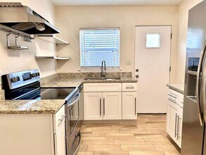 2510 Boyd Ave in Orlando, FL - Building Photo - Building Photo