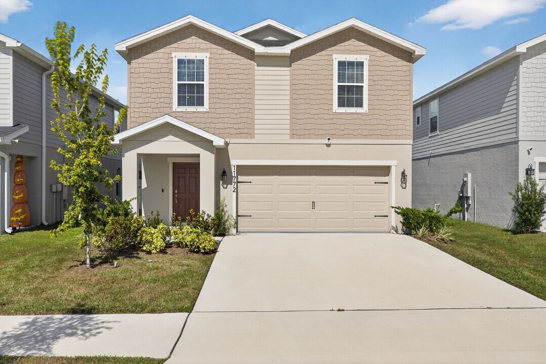 11772 Pink Plumeria Ct in Riverview, FL - Building Photo