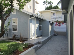 11509 Wyoming Ave in Los Angeles, CA - Building Photo - Building Photo