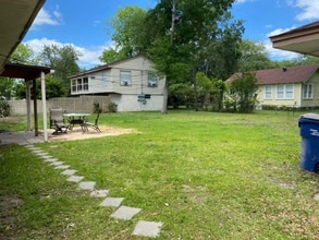 725 S 7th St in Silsbee, TX - Building Photo - Building Photo