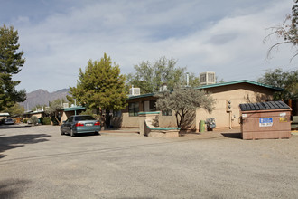 3439-3447 E Flower St in Tucson, AZ - Building Photo - Building Photo