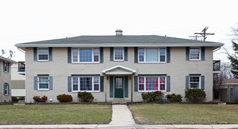 Green Townhouses Apartments