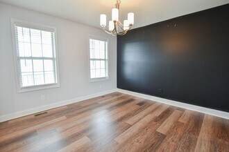 1349 Harmon Ln in Clarksville, TN - Building Photo - Building Photo