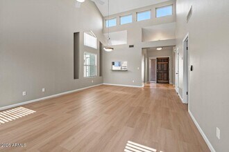 10059 E Sheena Dr in Scottsdale, AZ - Building Photo - Building Photo