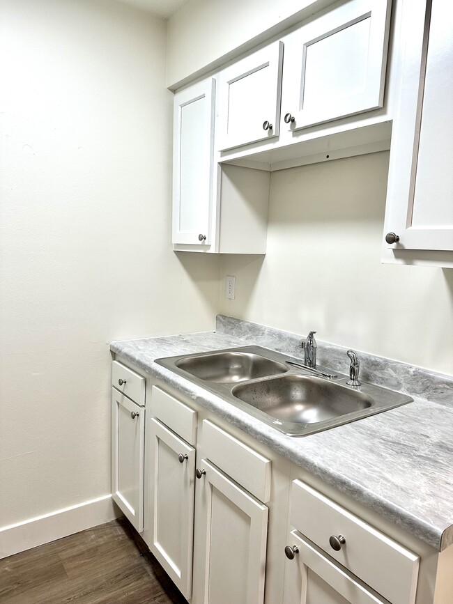 Rally Apartments