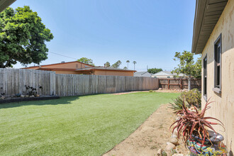 4407 Dakota Dr in San Diego, CA - Building Photo - Building Photo