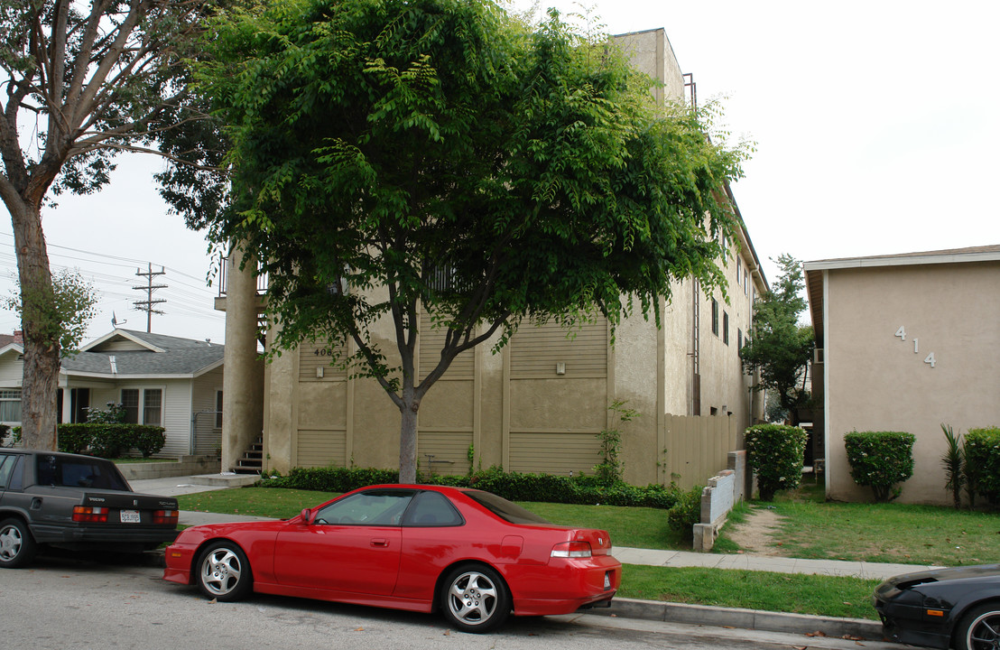 408 W Windsor Rd in Glendale, CA - Building Photo