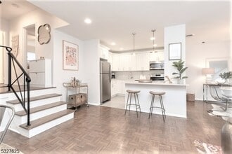 27 Mountain Ave in Montclair, NJ - Building Photo - Building Photo