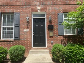 1137 Unity Dr in Lexington, KY - Building Photo