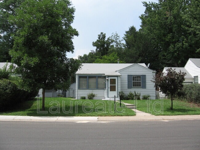 property at 2425 S Humboldt St