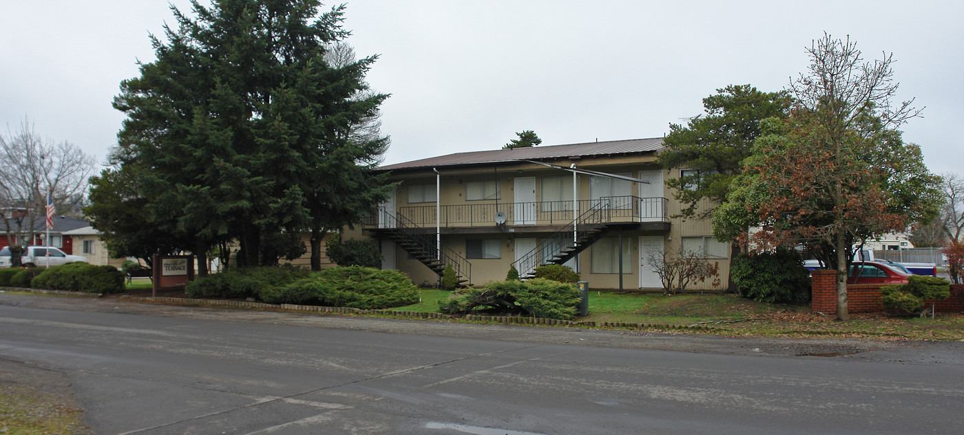 Peace Street in Salem, OR - Building Photo