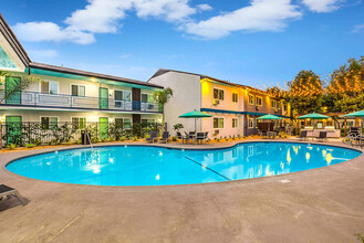 The Island Apartments in Pico Rivera, CA - Building Photo - Building Photo