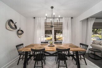 5050 Pittman St in North Charleston, SC - Building Photo - Building Photo