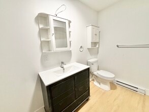 124 Wallace Ave in Fredericton, NB - Building Photo - Building Photo