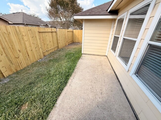 property at 15107 Summer Sunset Dr