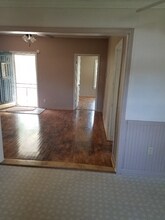 3820 New London Gravel Rd in Hannibal, MO - Building Photo - Building Photo