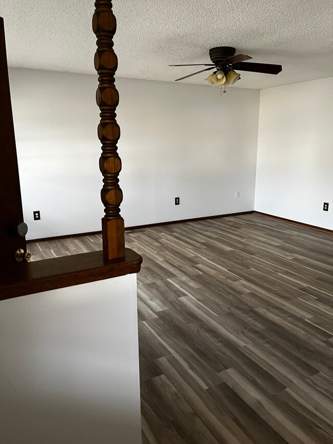 property at 461 Meeds Dr