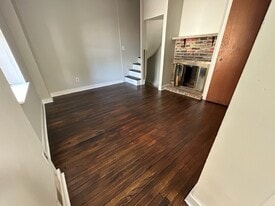 944 N Orianna St, Unit D