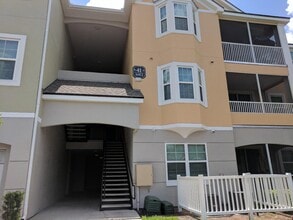 6412 Queens Borough Ave, Unit 116 in Orlando, FL - Foto de edificio - Building Photo
