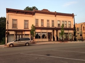 202-206 E Edgerton St Apartments