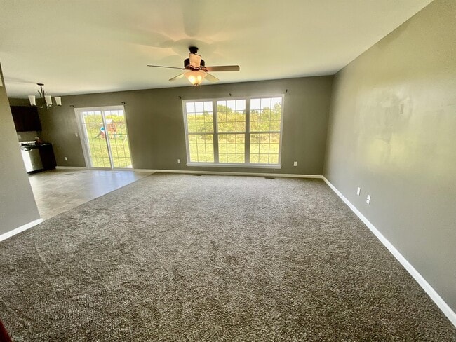 27508 Forest Ridge Dr in Warrenton, MO - Building Photo - Building Photo