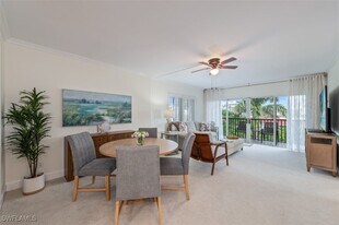2170 Gulf Shore Blvd N in Naples, FL - Building Photo