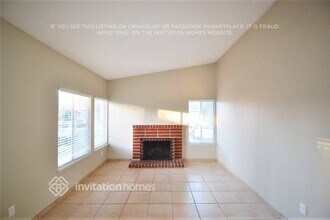 1972 Las Coches Way in Sacramento, CA - Building Photo - Building Photo