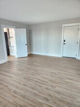 807 Westgate Ave, Unit 1 in University City, MO - Building Photo - Building Photo