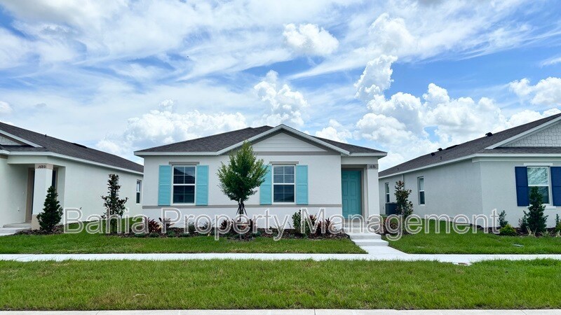 1676 Hummingbird Rd in Winter Haven, FL - Building Photo
