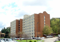 Penn Mar Plaza in Mars, PA - Foto de edificio - Building Photo