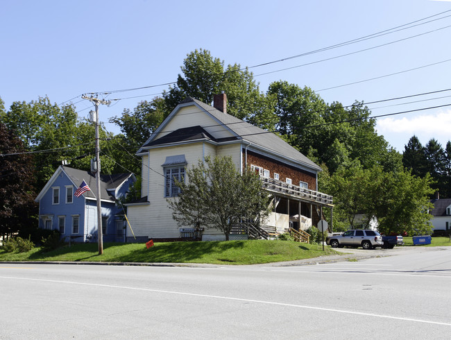 8 Cherry St in Gardiner, ME - Building Photo - Building Photo