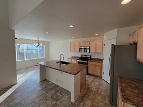 2067 Moon Rise Dr in Windsor, CO - Building Photo - Building Photo