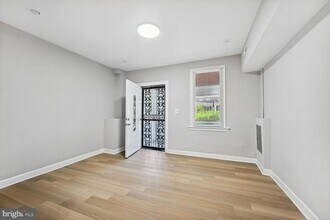 1640 L St NE in Washington, DC - Building Photo - Building Photo