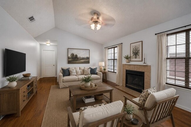 property at 2215 Post Rd