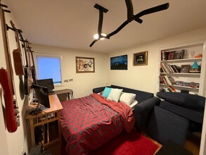 688 Montrose Ave, Unit 11-306 in Buffalo, NY - Building Photo - Building Photo