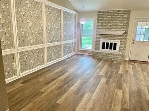 418 Elder Glen Dr in Webster, TX - Building Photo - Building Photo