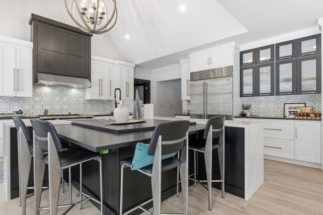 15 Joshua Rd in Saratoga Springs, NY - Building Photo - Building Photo