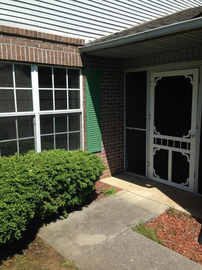 1730 Colony Dr in Maryville, TN - Building Photo - Building Photo