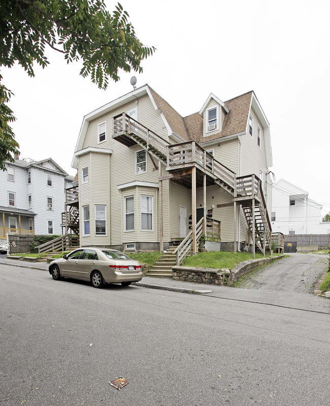 8-10 Allen St in Worcester, MA - Foto de edificio - Building Photo