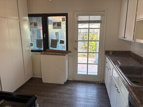 616 Manzanita Ave in Sunnyvale, CA - Building Photo - Building Photo