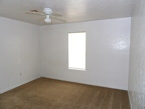 2820 Mobley St NW in Lawton, OK - Building Photo - Building Photo