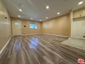 9012 Eames Ave in Los Angeles, CA - Building Photo - Building Photo