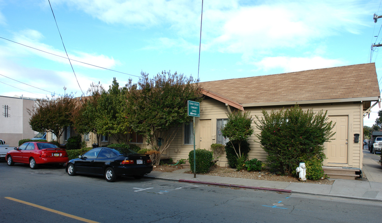 823 Green St in Martinez, CA - Building Photo